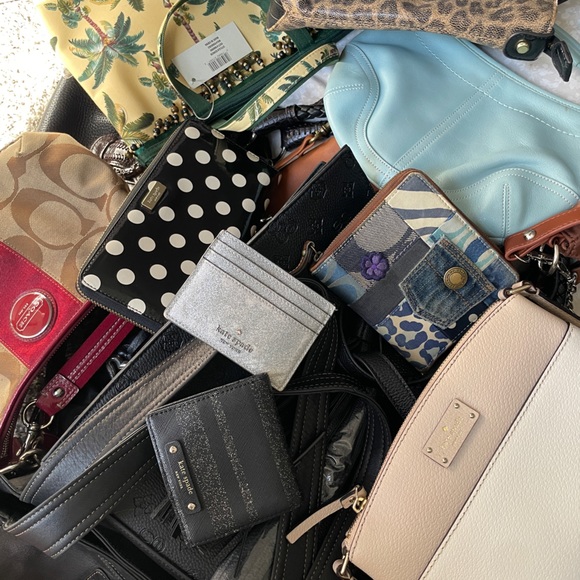 👛 Random Pull for Show 🛍️ - Picture 3 of 4